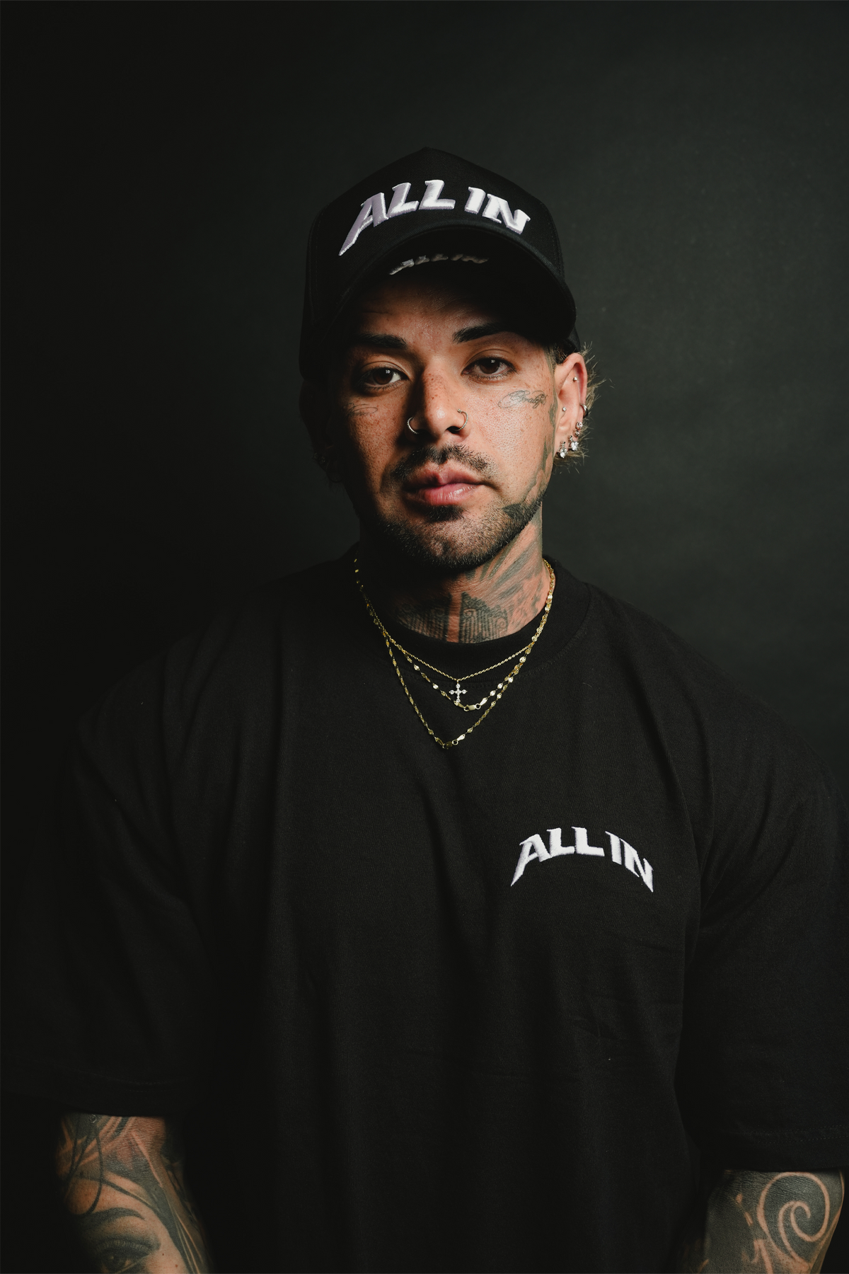ALL IN TEE